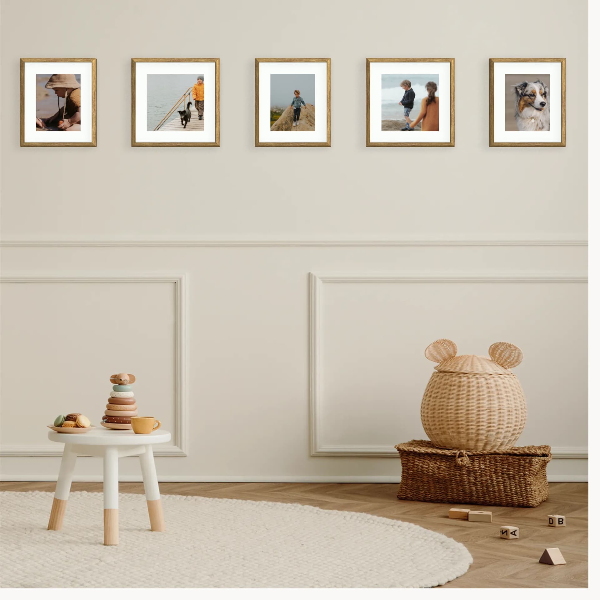 Τοίχος φωτογραφιών 5 κάδρα - Playful Line - κύρια όψη